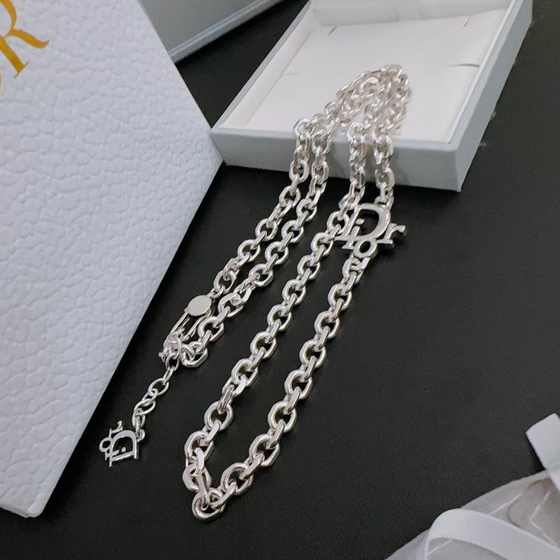 Dior Necklace 04lyr145